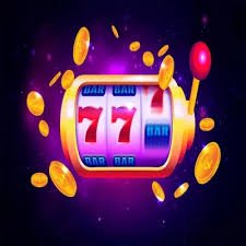 မြန်မာ ကစားသူ ဆုငွေ ထုတ်ယူရန် KBZPay ဖြင့် ငွေလွှဲနေသော မြင်ကွင်း